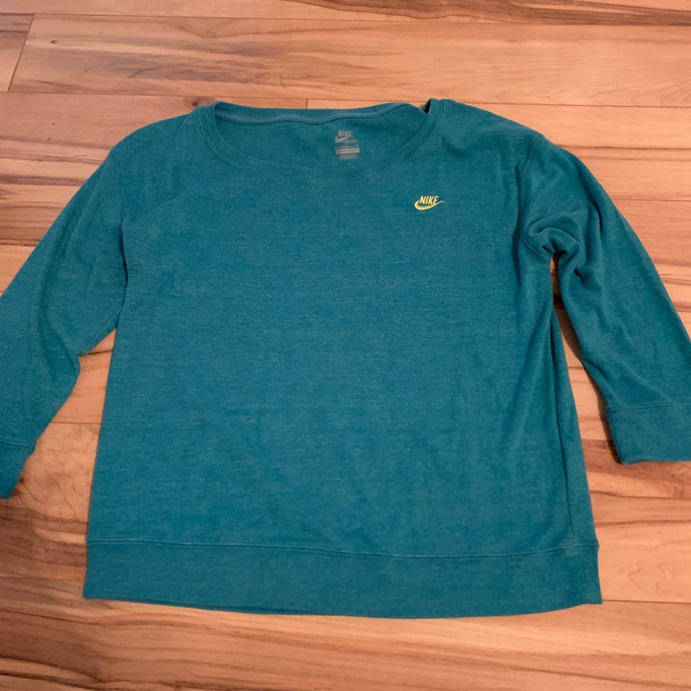 Nike 3 Quarter Sleeve T-shirt